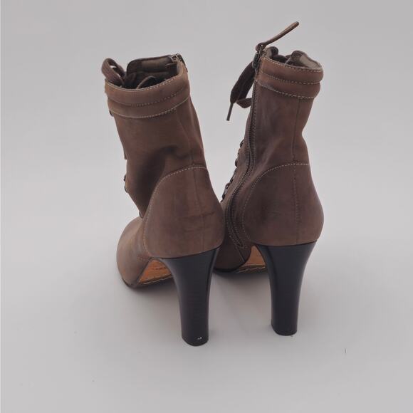 Halogen Vero Cuoio - 4" Heel Lace Up Brown Leather Granny Ankle Boots - Size 8.5 - Picture 7 of 9